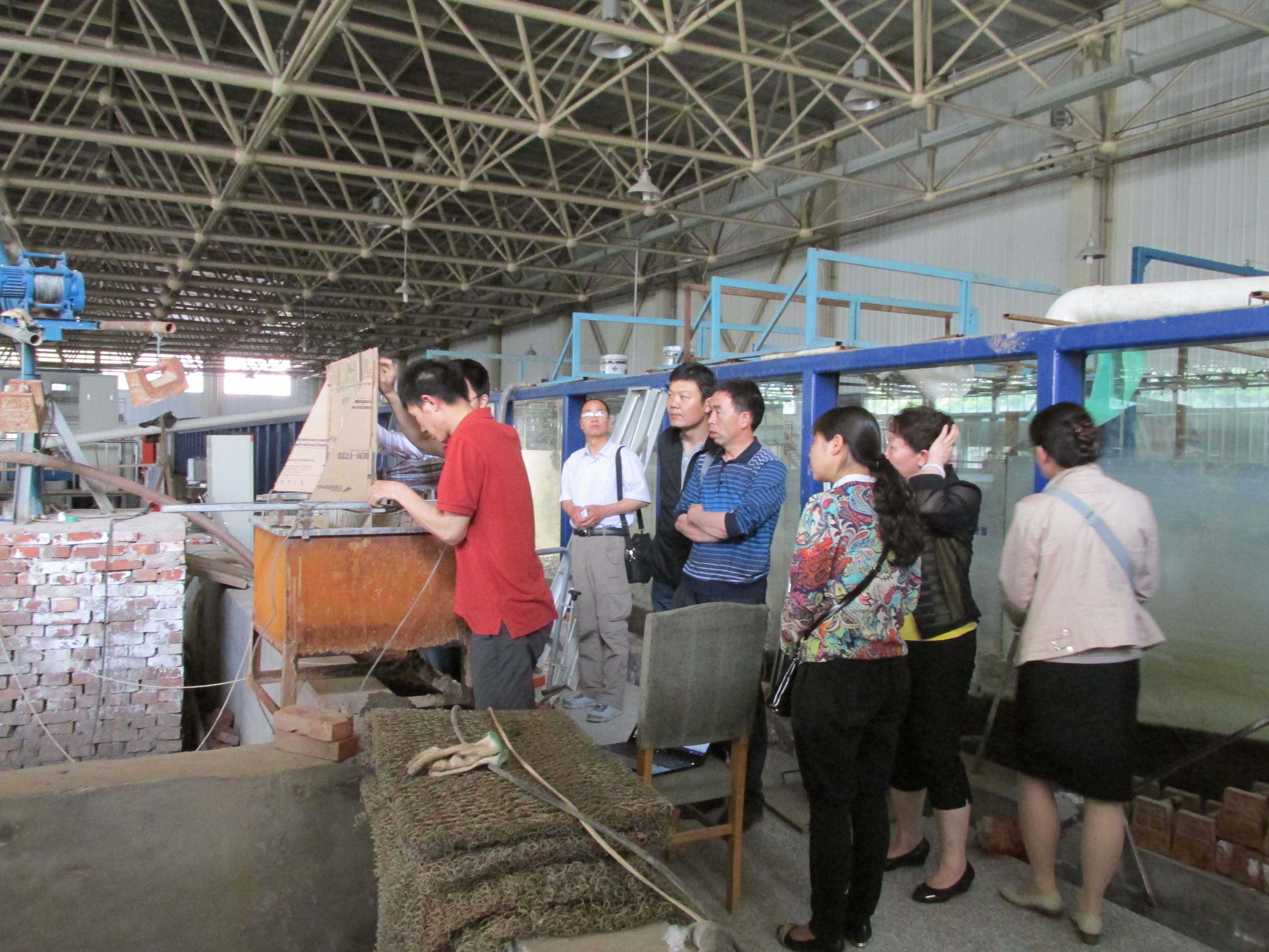 我校实验室骨干教师参加2014年春季全国教学仪器设备展览会